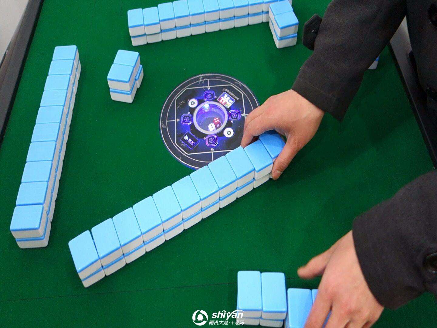 玩家必看教程“哈灵麻将必赢神器软件”开挂辅助软件教程-第1张图片