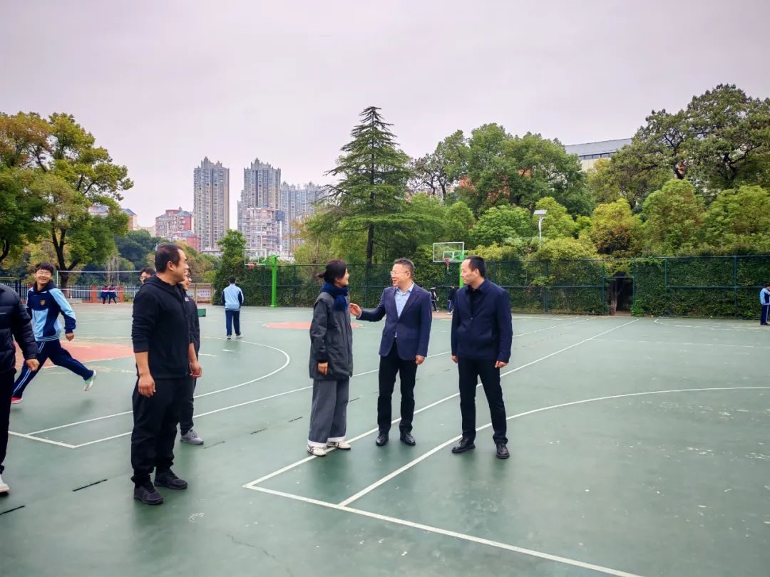 教程辅助！“中至九江讨赏开挂神器免费”详细分享装挂步骤教程-第1张图片