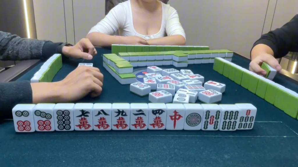 可用版本“66红中麻将外卦神器下载安装!辅助神器插件下载-第2张图片