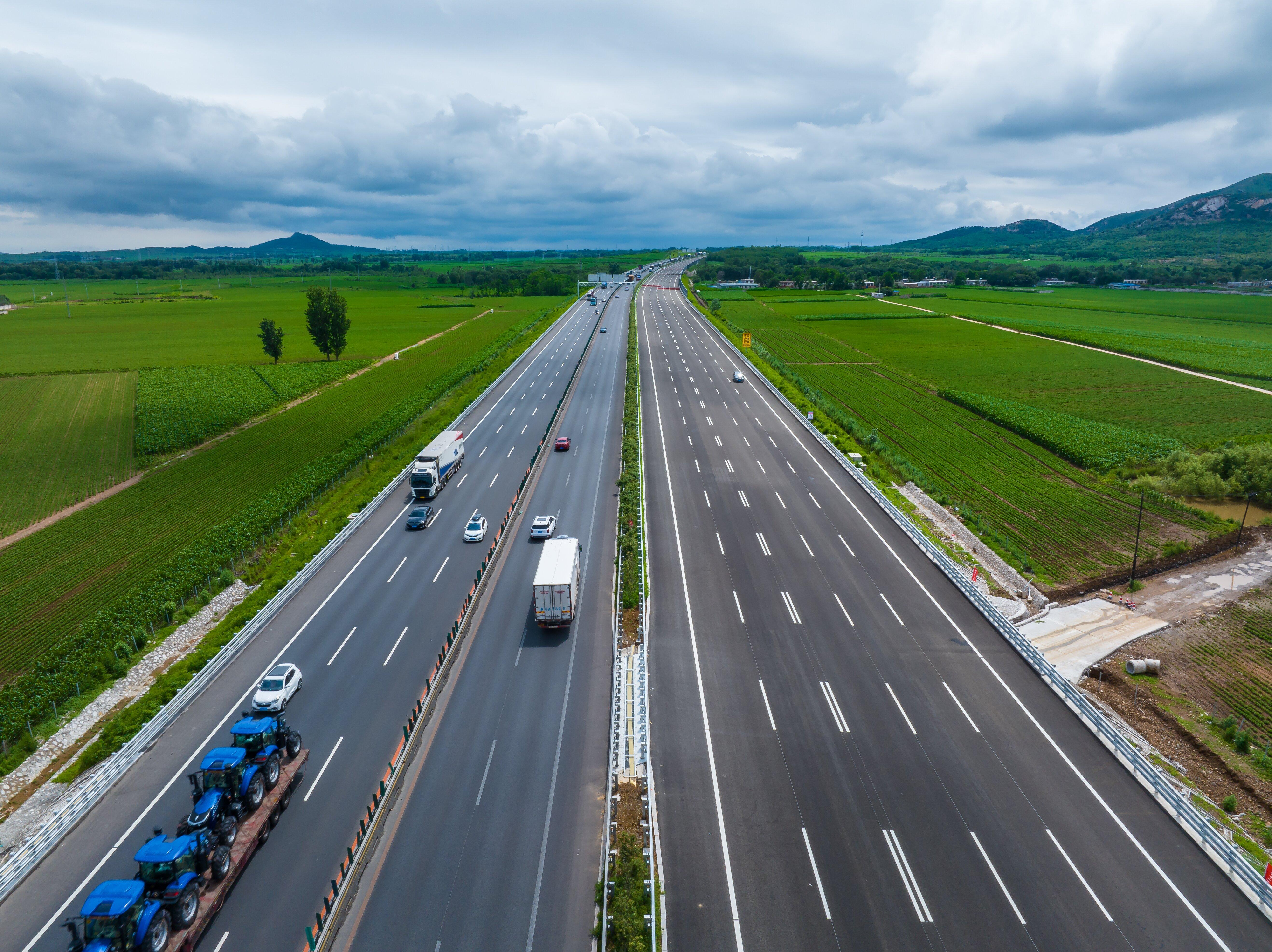 【2022年5月1日高速免费吗/2021年5月1日高速公路免费吗?】-第2张图片