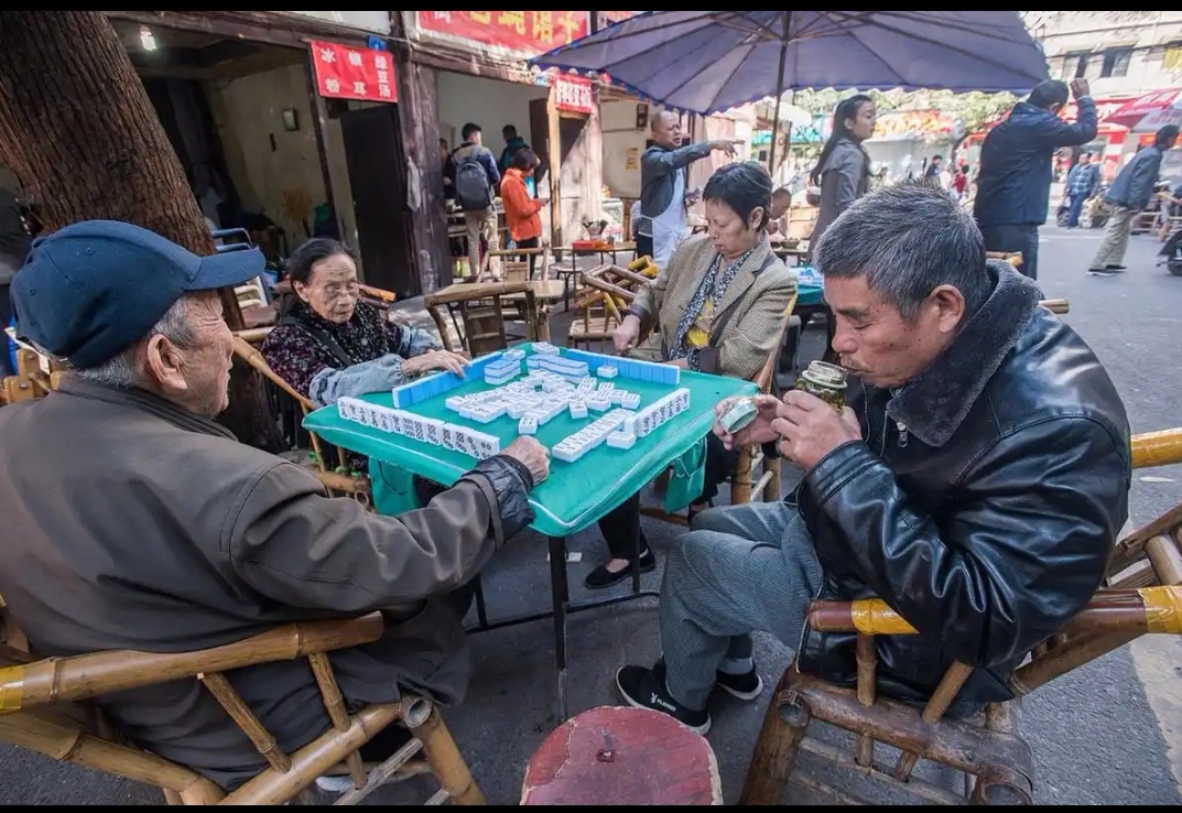 分享实测“雀神广东麻将助赢神器购买”开挂辅助脚本+详细开挂安装教程-第2张图片